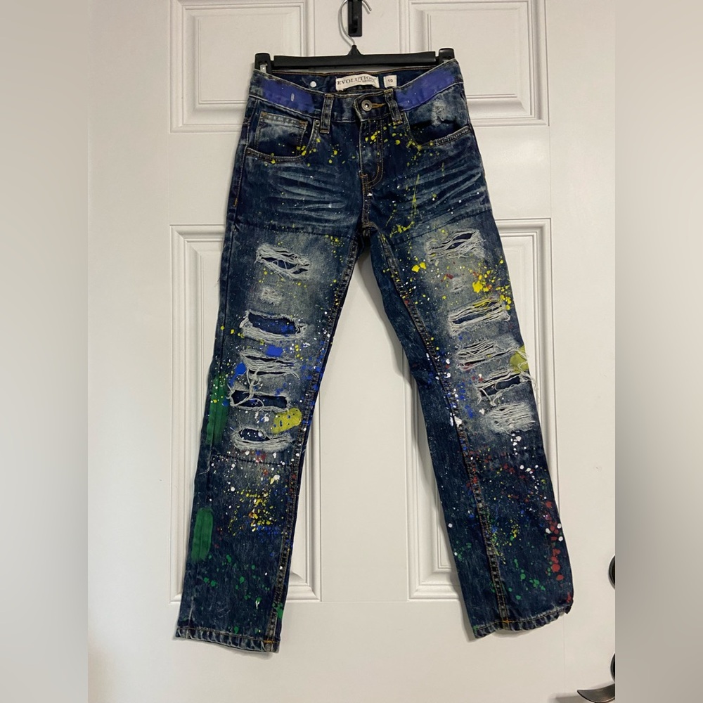 T10- EVOLUTION in Design Dark Wash PAINT SPLATTERED Distressed Blue Jeans